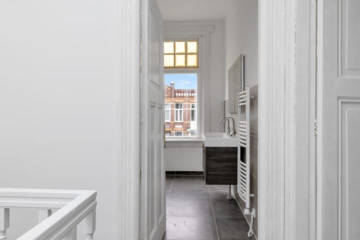 Foto 24 van Haarlemmerstraat 74