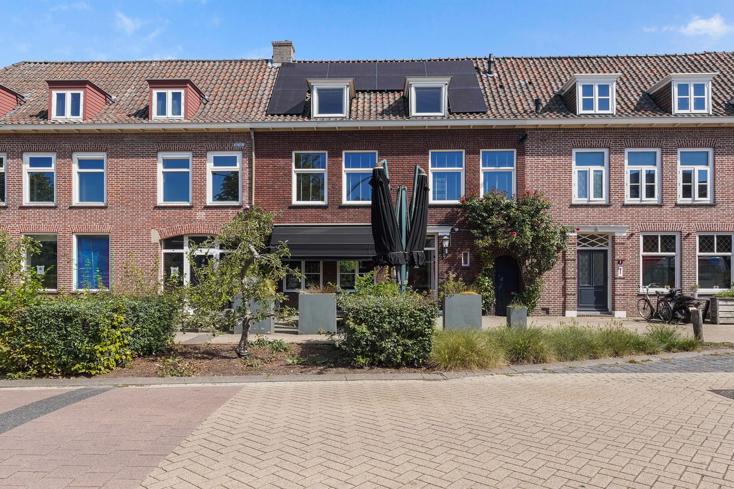 Foto 4 van Stationsplein 4