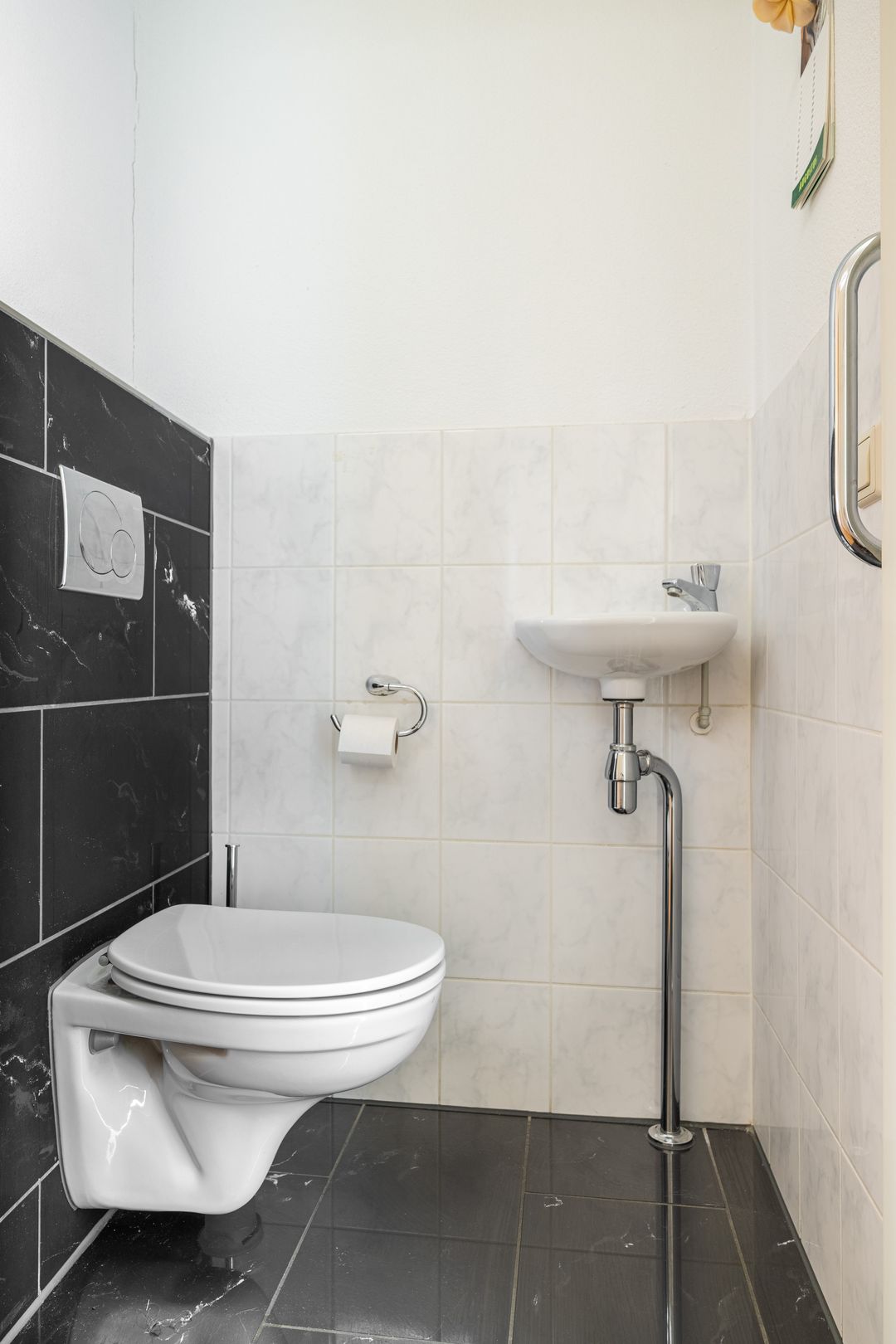 Photo 7 of Dorpstraat 97