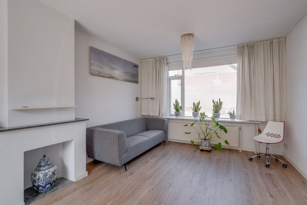 Photo 2 of Avercampstraat 11