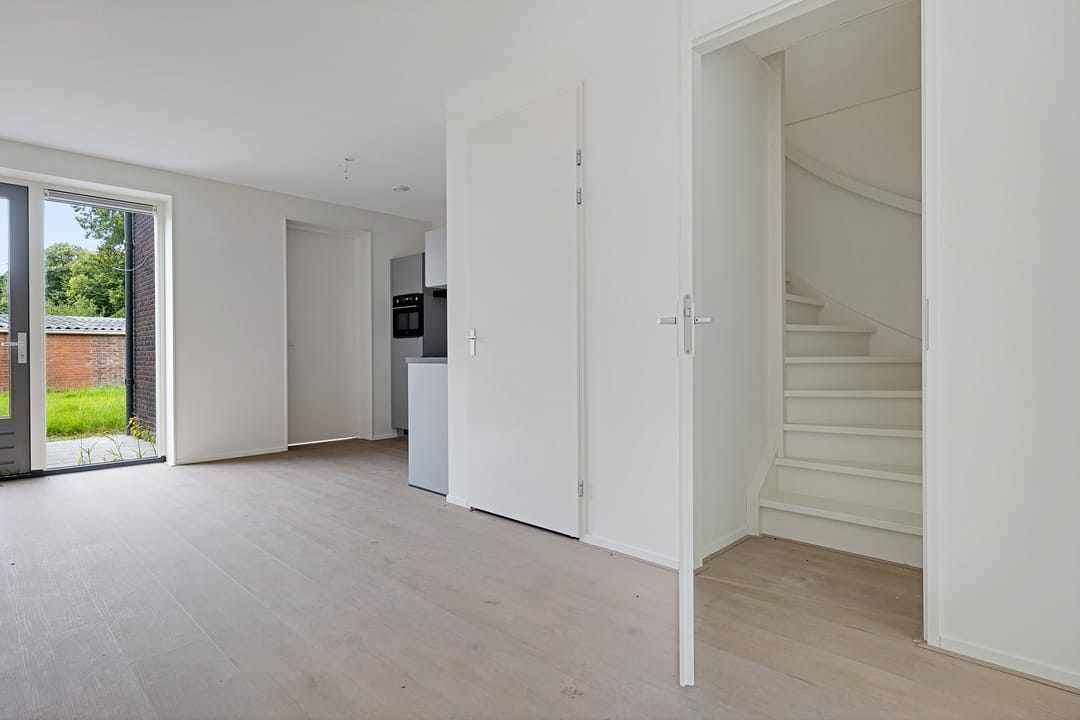 Photo 17 of Weemweg 4