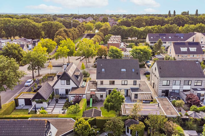 Foto 38 van Varenmos 4