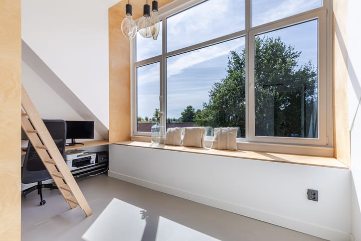 Photo 36 of Logger 185