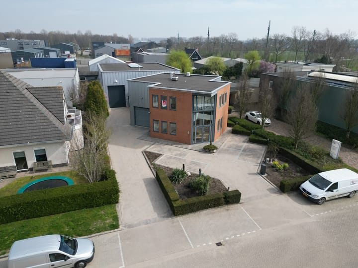 Ambachtsstraat 6, Zuid-Beijerland