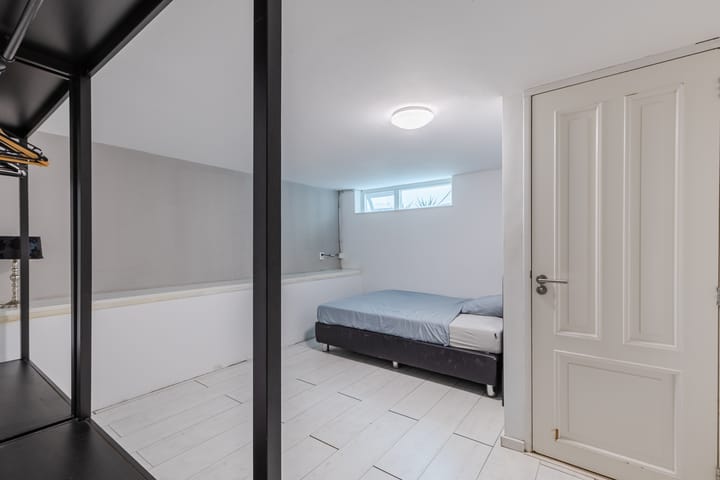 Photo 42 of Logger 185