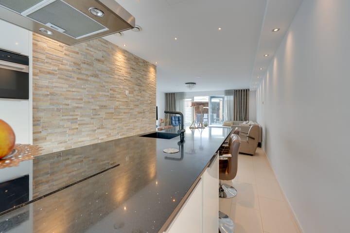 Foto 17 van Bisonstraat 55