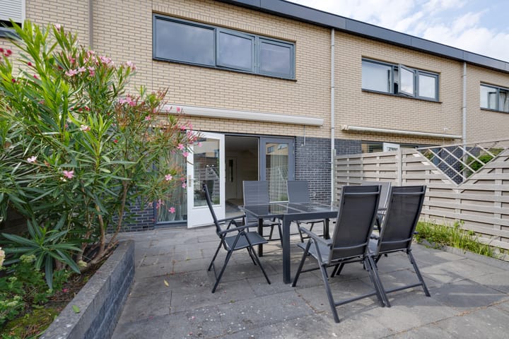 Foto 24 van Bisonstraat 55