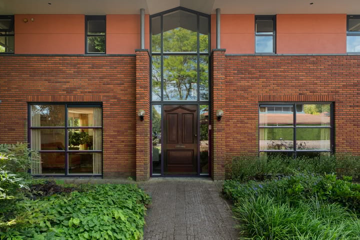 Foto 6 van Burnierlaan 1