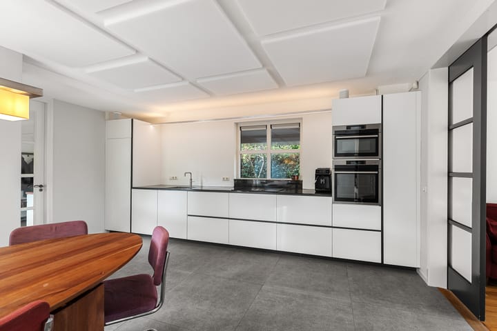 Foto 9 van Burnierlaan 1