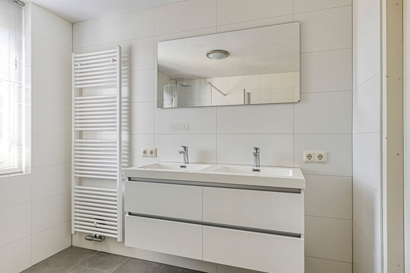 Foto 25 van Genhoes 20