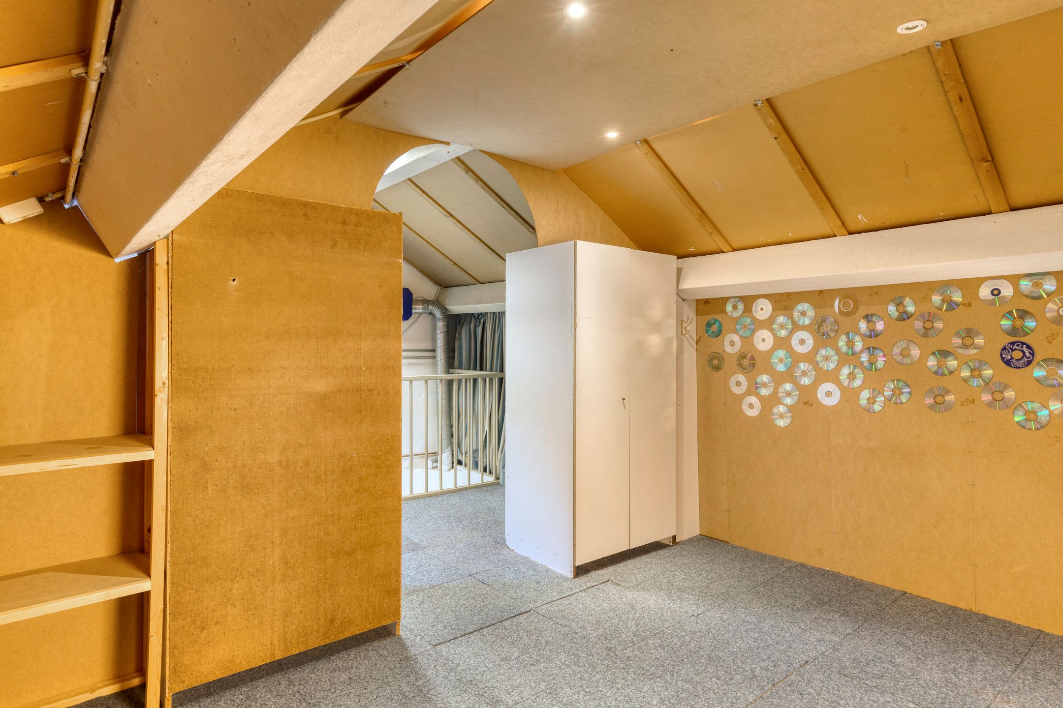 Foto 30 van Genhoes 20