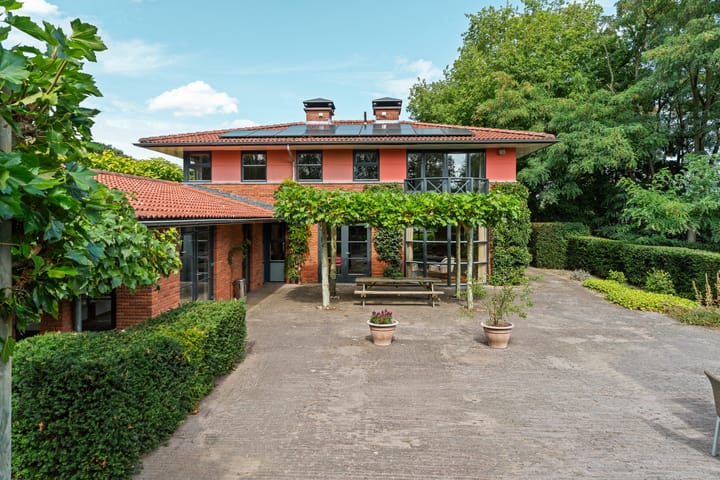 Foto 60 van Burnierlaan 1