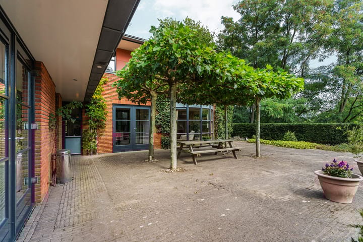 Foto 70 van Burnierlaan 1