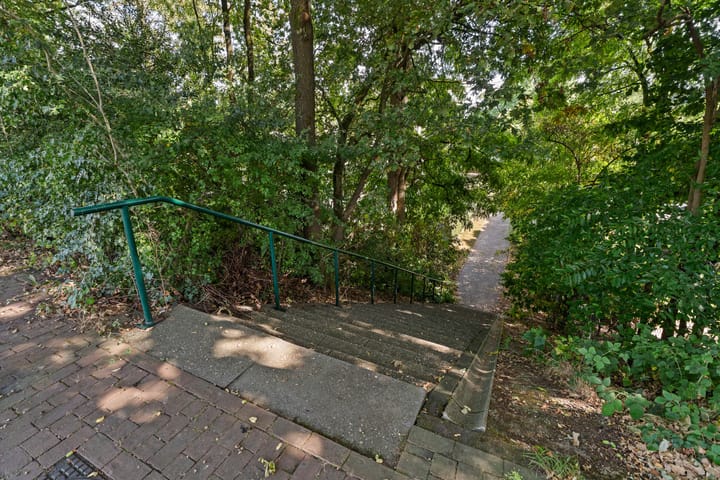 Foto 73 van Burnierlaan 1