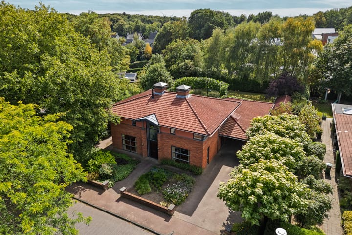 Foto 76 van Burnierlaan 1