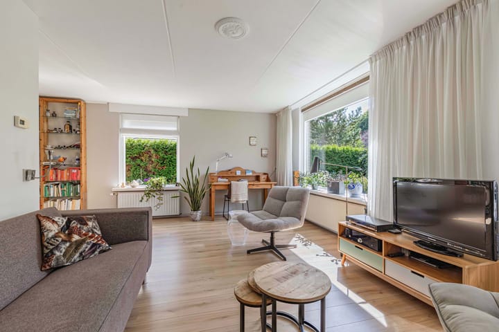 Photo 15 of Van Houtenwei 8