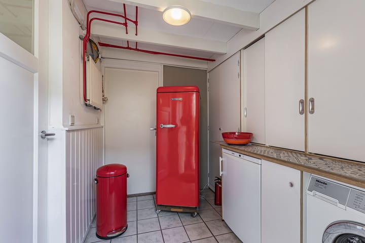 Photo 21 of Van Houtenwei 8