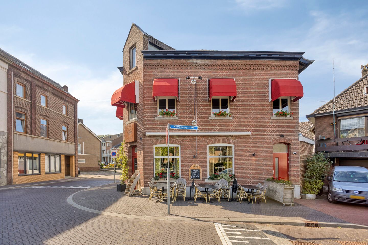 Bekijk foto 2 van Irmstraat 1