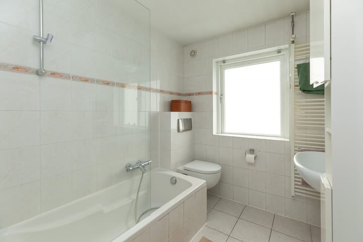 Foto 16 van Larenseweg 185