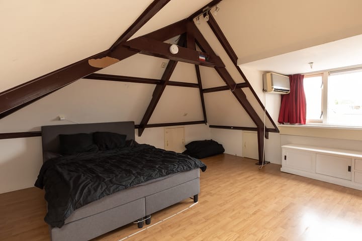 Foto 23 van Larenseweg 185