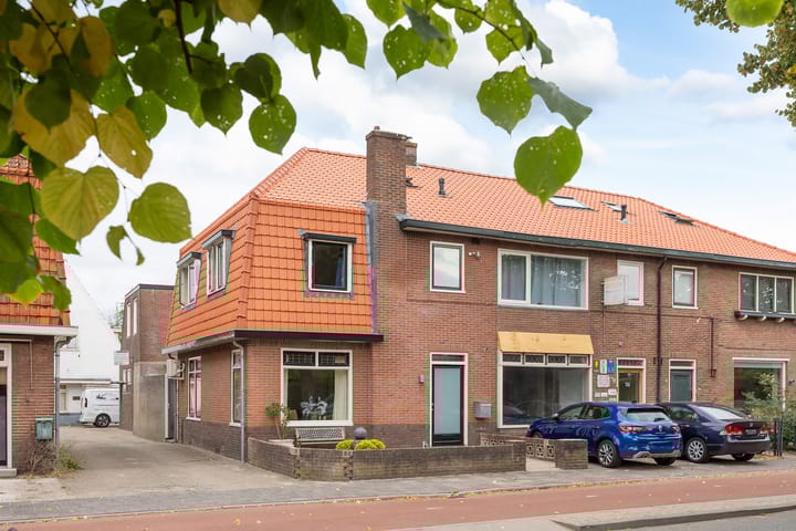 Foto 28 van Larenseweg 185