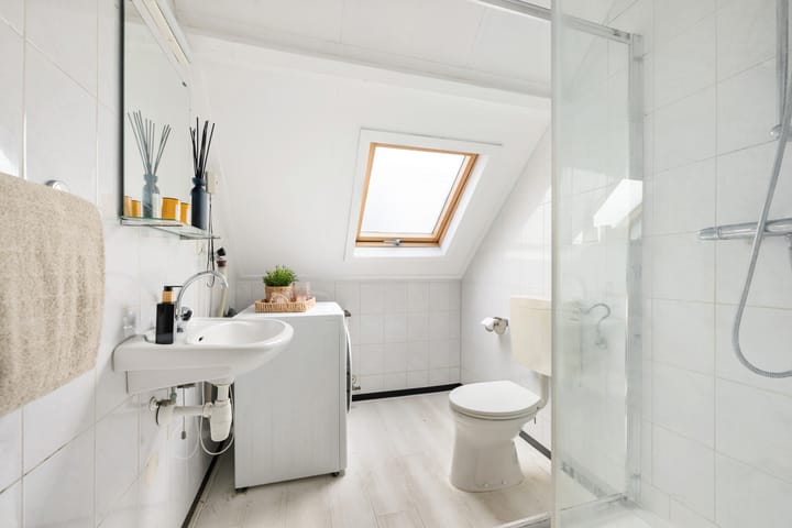 Foto 23 van Adamshofstraat 184-C