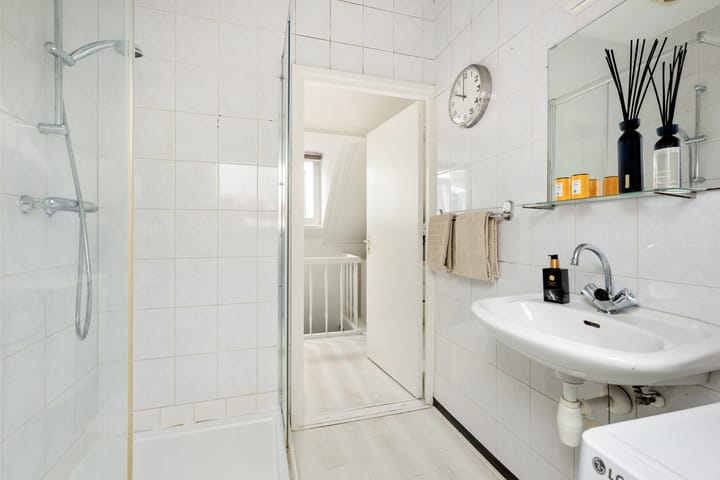 Foto 24 van Adamshofstraat 184-C