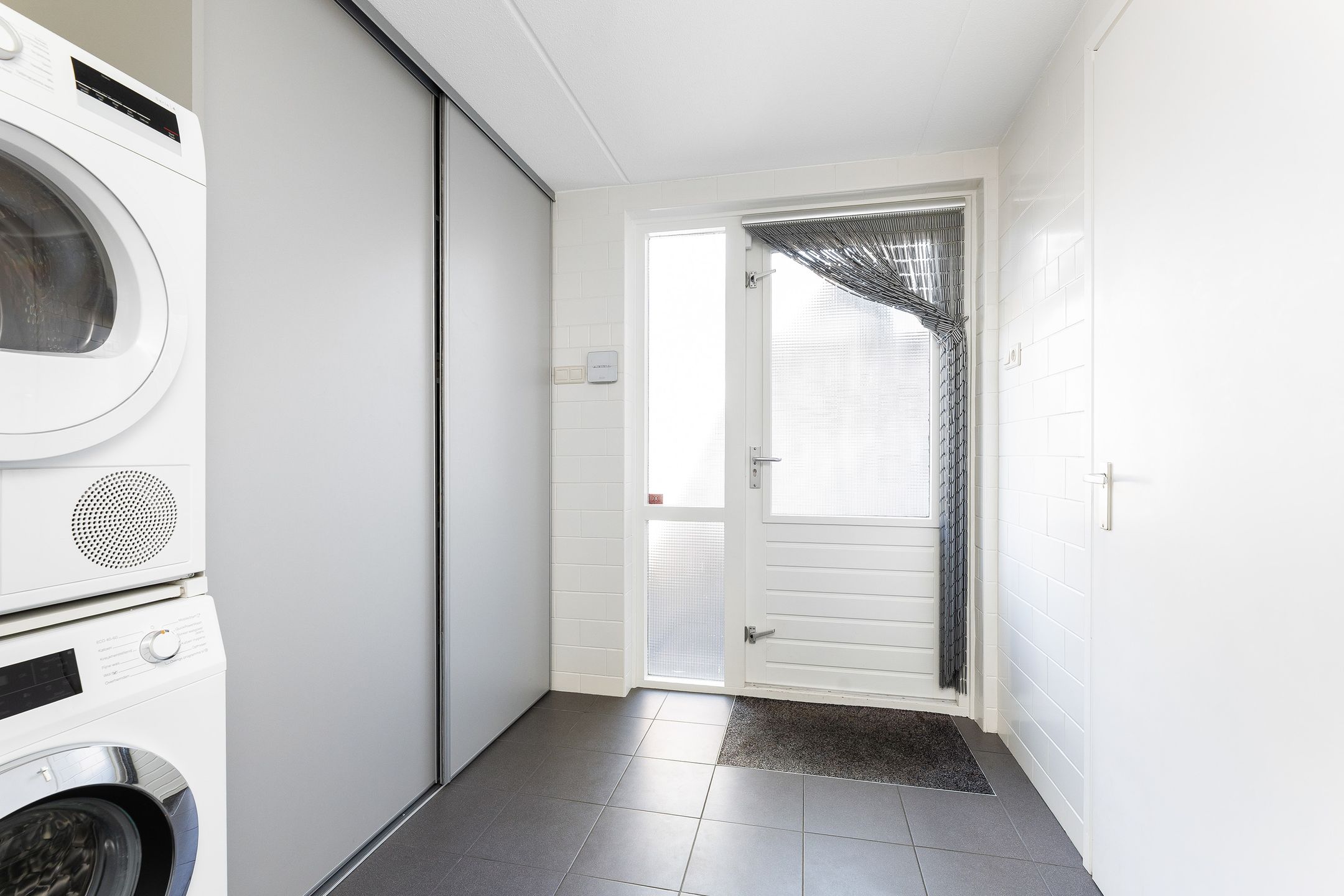 Foto 18 van De Savornin Lohmanhof 24