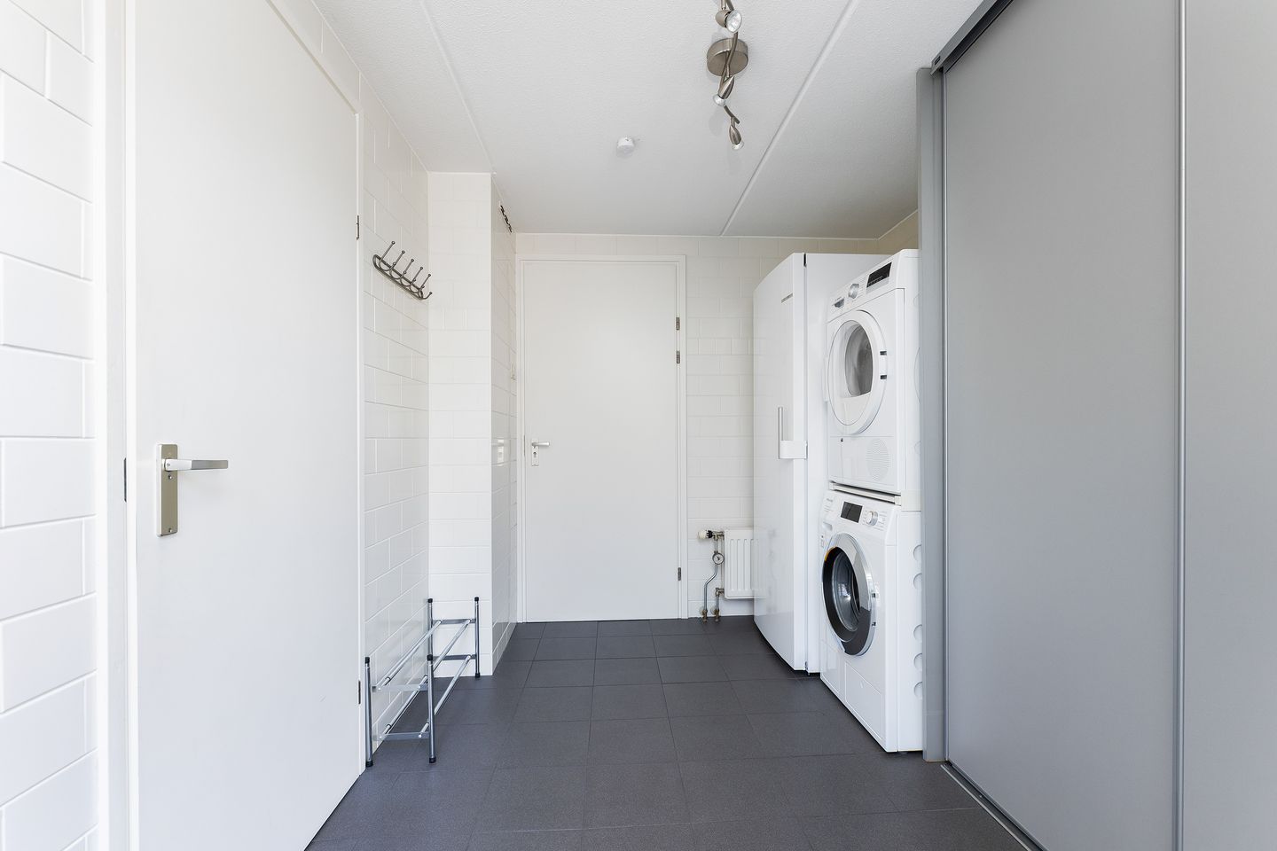 Foto 19 van De Savornin Lohmanhof 24