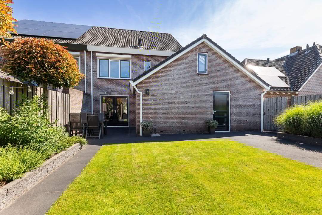 Foto 38 van De Savornin Lohmanhof 24