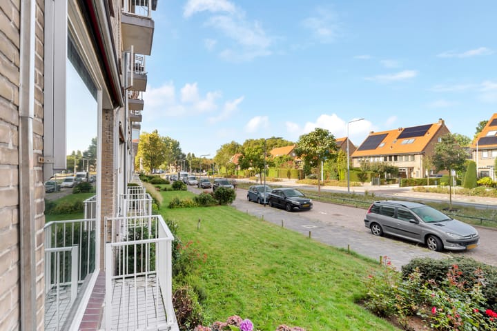 Foto 8 van Loosdrechtseweg 155