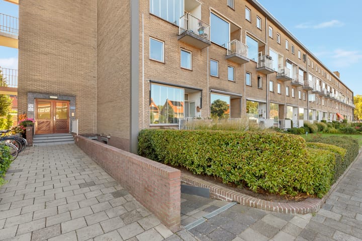 Foto 23 van Loosdrechtseweg 155