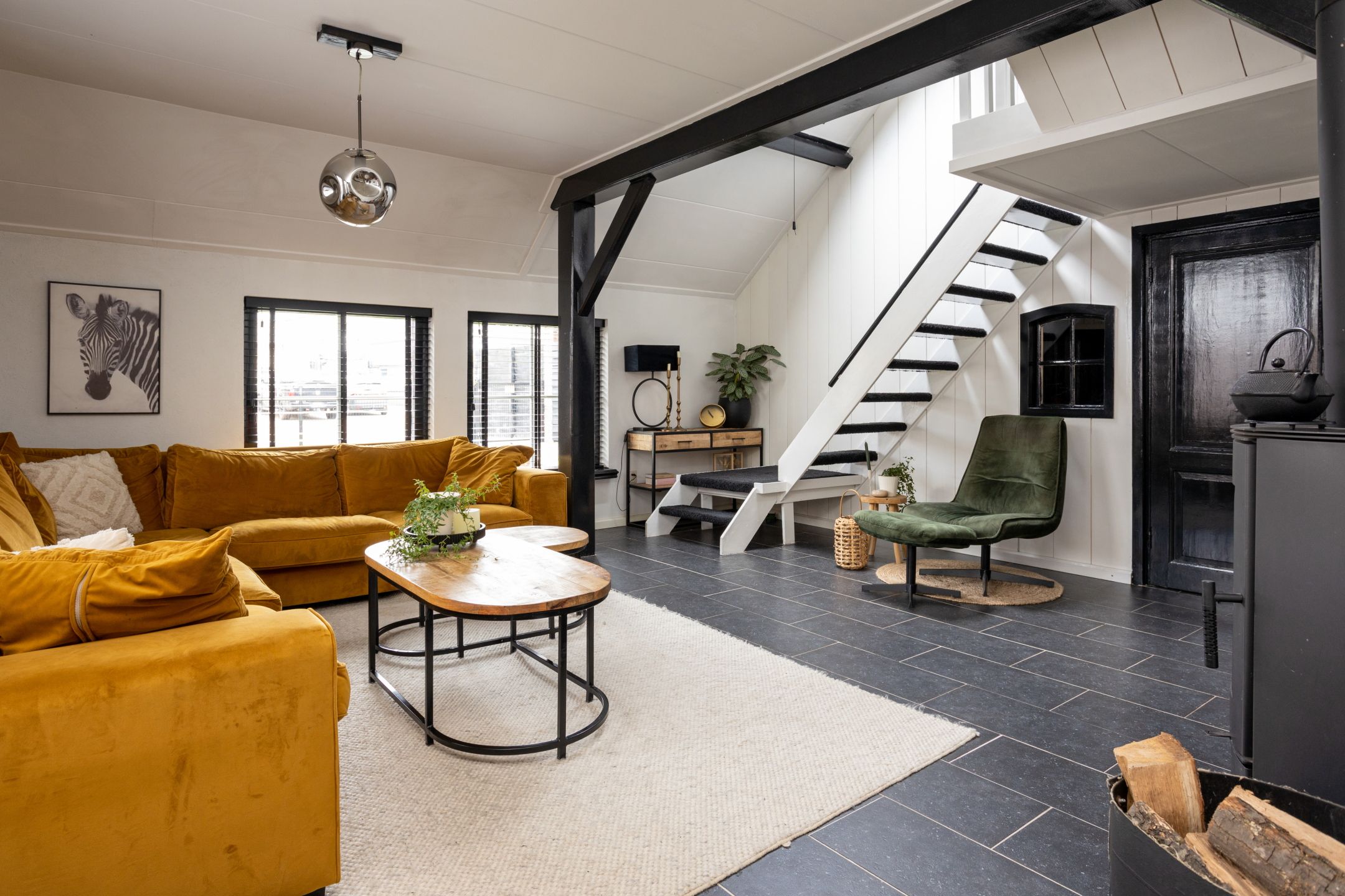 Foto 3 van Edisonweg 4