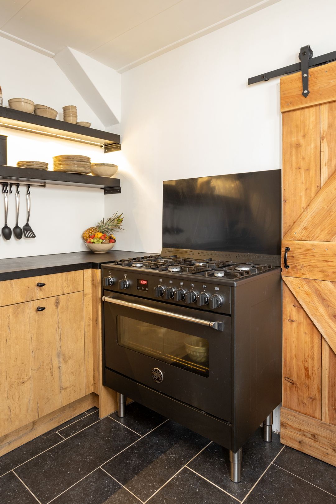 Foto 13 van Edisonweg 4