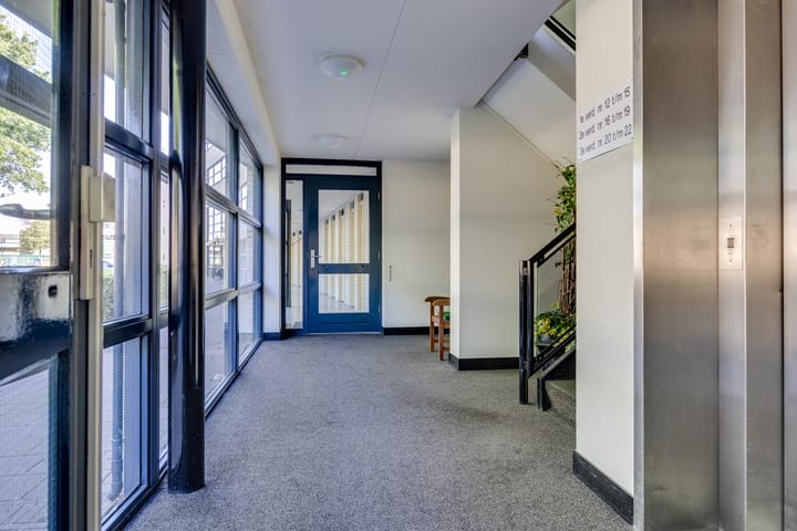 Foto 3 van De Zeilmakerij 18