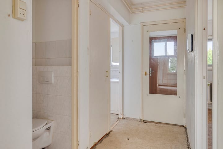 Foto 12 van Van Vollenhovenplein 29