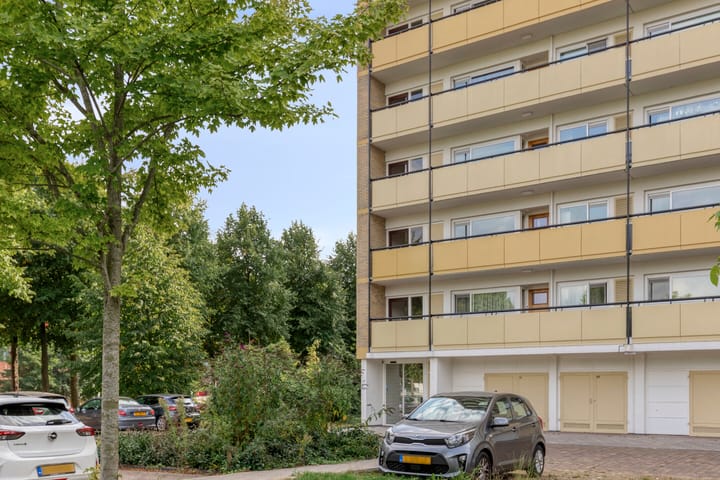 Foto 28 van Van Vollenhovenplein 29