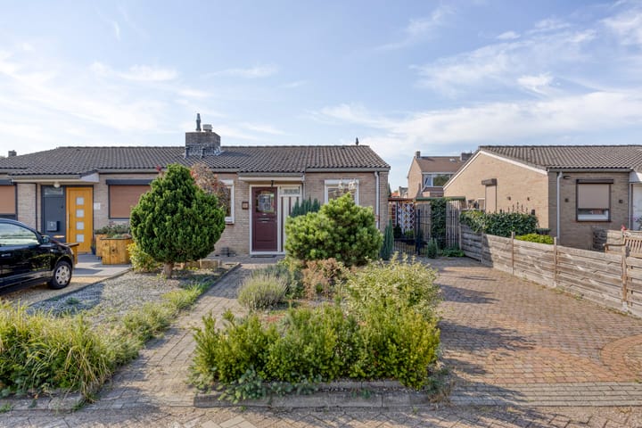 Foto 2 van Deken Lendersstraat 25