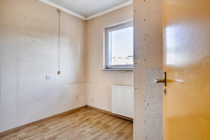 Foto 21 van Deken Lendersstraat 25