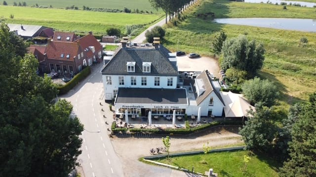 Bekijk foto 3 van Veerweg 7-a