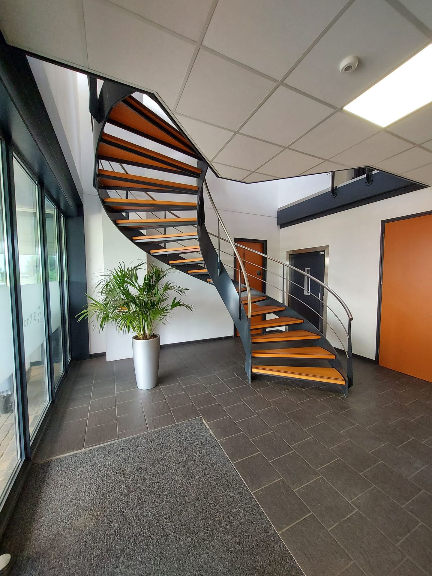 View photo 4 of Voorling 100