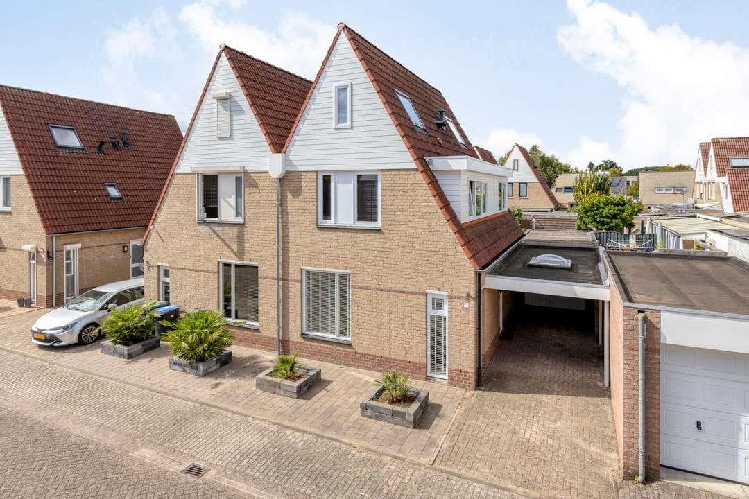 Photo 41 of Hendrik van Veldekestraat 7