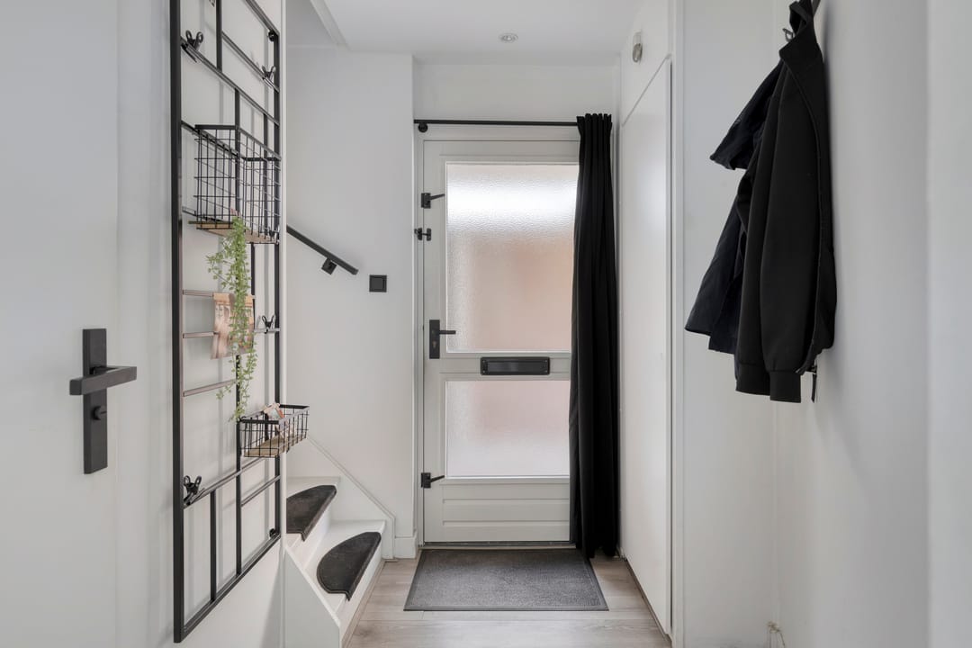 Photo 8 of Hendrik van Veldekestraat 7