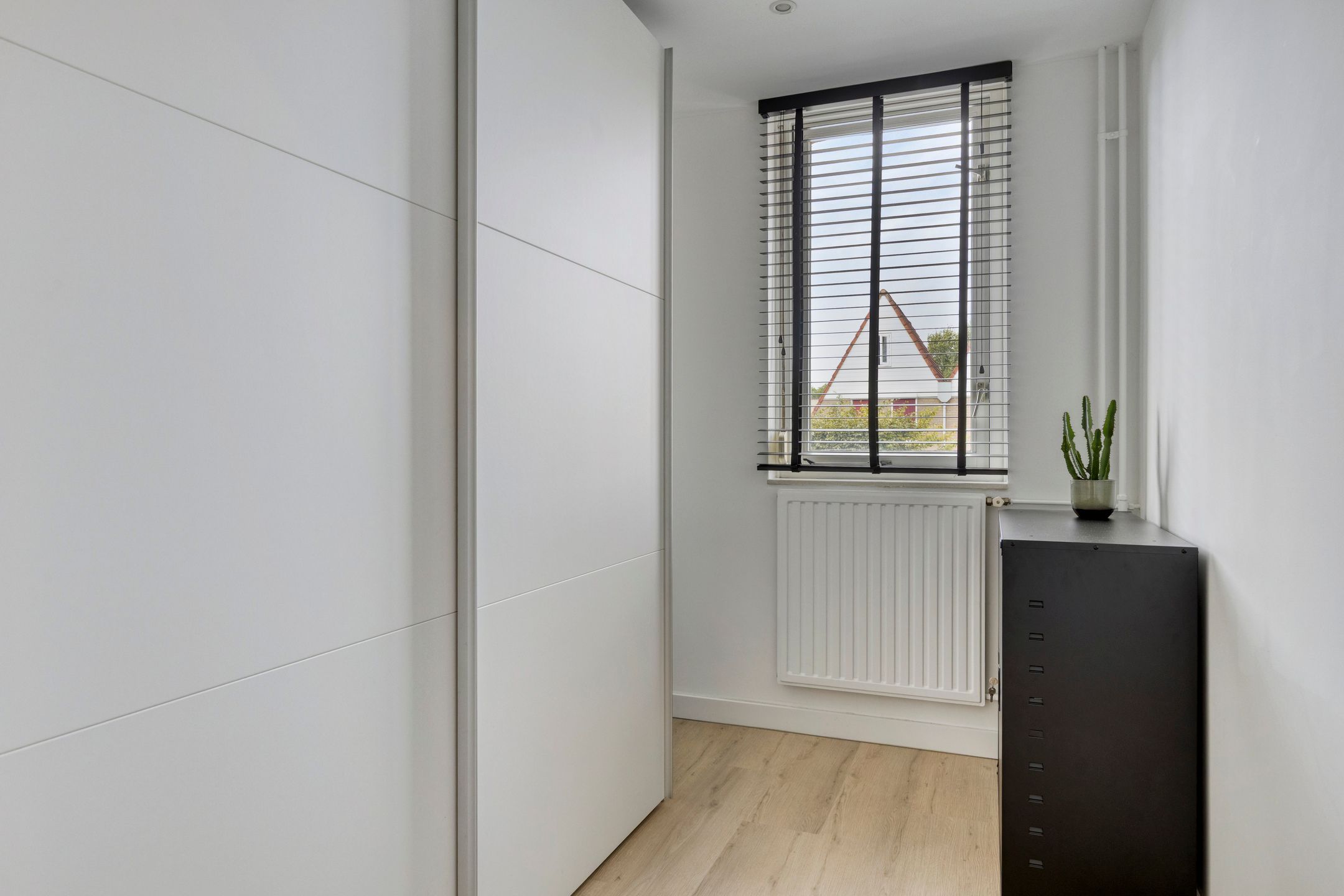 Photo 27 of Hendrik van Veldekestraat 7