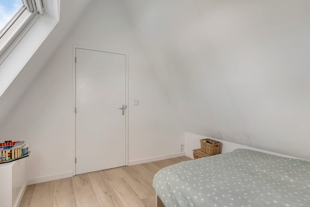 Photo 32 of Hendrik van Veldekestraat 7