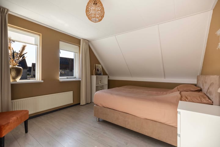 Foto 13 van Wielewaalweg 7