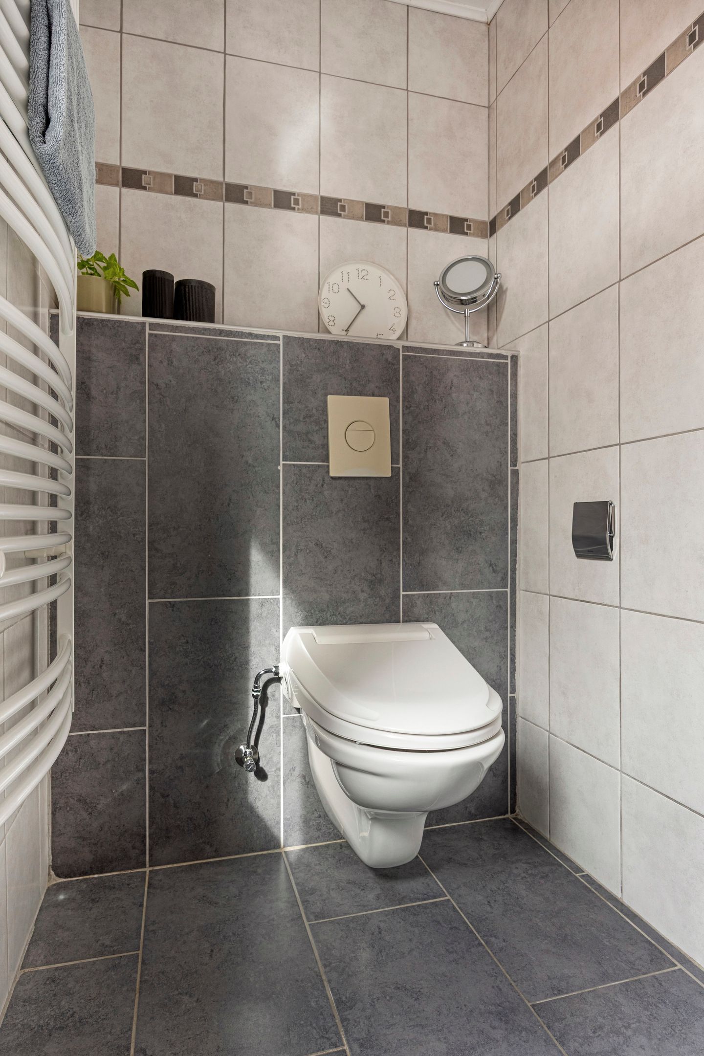 Photo 36 of Reeweg 72-A