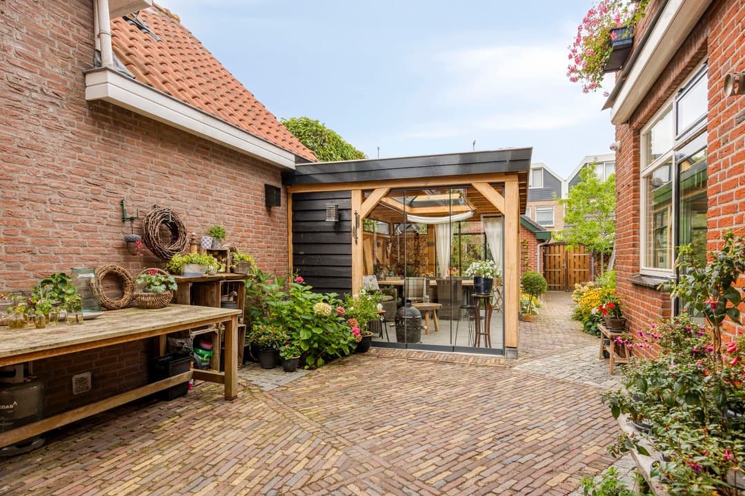 Photo 47 of Reeweg 72-A