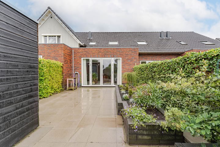 Foto 2 van Linnaeusweg 3