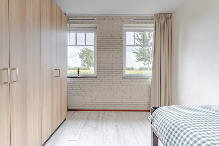 Foto 10 van Linnaeusweg 3